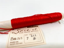 Load image into Gallery viewer, Soie et 3-strand Solid Color 100% Silk Spools by Fujix