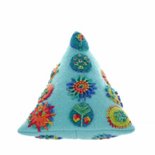 Load image into Gallery viewer, Pyramid Pinnys by Sue Spargo