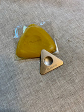 Load image into Gallery viewer, Chalk fabric marker with sharpener by Clover