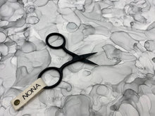 Load image into Gallery viewer, Tiny Thread Snips by Nona of Japan