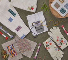 Load image into Gallery viewer, Weaving Loom by DMC