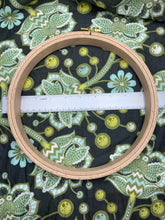 Load image into Gallery viewer, Nurge 24mm Beechwood Embroidery Hoop - 8 sizes