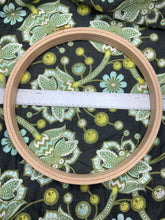 Load image into Gallery viewer, Nurge 24mm Beechwood Embroidery Hoop - 8 sizes