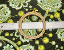 Load image into Gallery viewer, Nurge 8mm Beechwood Embroidery Hoop - 8 sizes