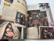 Load image into Gallery viewer, The Wind in the Willows Felt Friends by Cynthia Treen