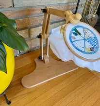 Load image into Gallery viewer, Nurge Adjustable Table Stand