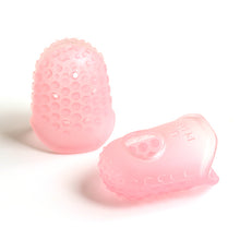 Load image into Gallery viewer, Needle Pulling Thimbles by Little House
