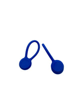 Load image into Gallery viewer, Pair of Magnetic Needle Minder &amp; Fabric Huggers
