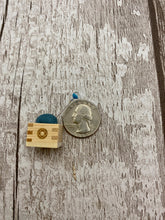 Load image into Gallery viewer, Seki Mini &quot;Bean&quot; Scissors and Pincushion Gift Set by Johanna
