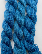 Load image into Gallery viewer, Weeks Dye Works Crewel Wool, Deep Sea

