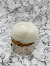 Load image into Gallery viewer, Single 100% Wool Roving Cake for Mending with Needlefelting
